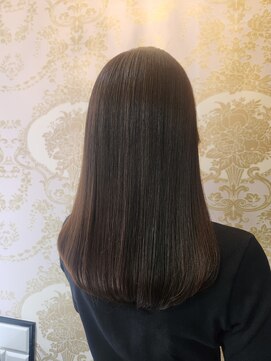 レヴェヘア rever hair ストレートロング