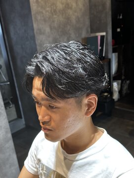 ハイプ 木更津(HYPE) 【フェザーパーマ】刈り上げセンターパート