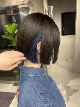 キャラハーフ 池袋東口店(KYARA HALF) ブルーインナー×ミニボブ