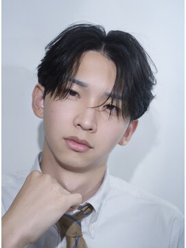 ハイプ(HYPE) センターパート/フェザーバング/ニュアンスパーマ