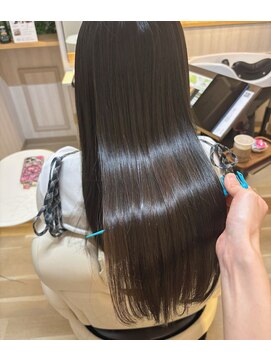 トゥーリ 二日市店(tuuli) 大人可愛いスタイル☆艶髪カラー/髪質改善