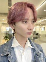 サンクマーケット 渋谷(cinq MARKET)&nbsp;渋谷メンズブリーチカラーコーラルピンクセンターパート30代40代