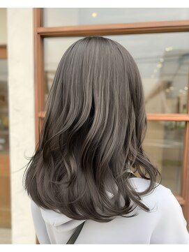リエットヘアー 杢左店(Lie-et. hair) 大人可愛い外国人風アッシュグレージュカラー