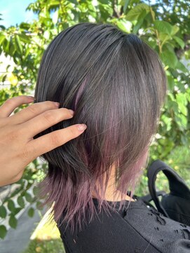 アイフラット 稲沢(I-FLAT) ウルフカット　インナーカラー/20代30代40代50代