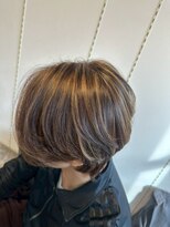 ホワイトストーン WHITE STONE クラゲヘアー動きのある大人上品ショート