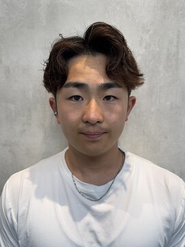 インフィニィト ネオ(INFINITO NEO) フェザーパーマ　リバースセンターパート