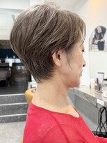 ファチュール(fAture.)&nbsp;40代50代60代ひし形くびれ美ショート小顔グレージュ白髪ぼかし