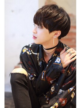 アドール(ADOR) 【ADOR＊MIHO】グク風カット