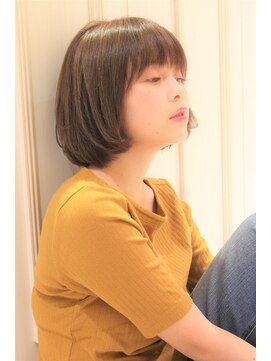 ニーナ せんげん台(nina) 30代40代に人気のノームコア・トップノットボブ