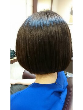 ヘアーガーデン ハニワ(Hair Garden 葉庭) AKIお客様スタイル「艶髪ボブ」