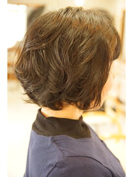 クラップス クリエイティブヘアー(CLAPS CREATIVE HAIR) 大人のゆる巻きボブ