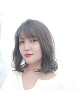 エムスラッシュ ストリートマーケット スマートサロン センター北(M.SLASH)&nbsp;ニュアンスカールミディ/オリーブグレージュ/シースルーバング