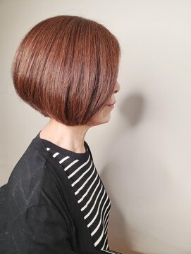 トップヘアー ガーデンヴィラ 安城(Garden Villa) 前下がりグラボブ/ニュアンスカラー/グレーベージュ