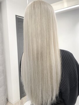 ウィコ 新宿(WICO) ホワイトベージュ[新宿駅/ビタミンカラー/メルティカラー]