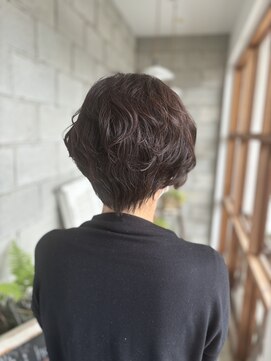 ニキ ヘアー ネイル 子安店(niki hair, nail) ふんわりショート