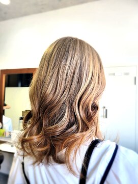 ワンス(Once) ミルクティーベージュ(ブリーチカラー)