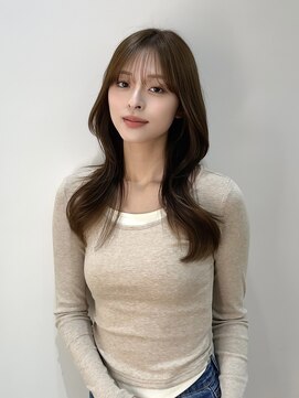 シルクレイ 高田馬場(Silk-lei) レイヤーカット 韓国ヘア 小顔 顔周り イメチェン 似合わせ 前髪