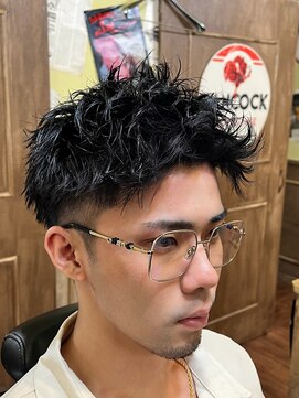 トウキョウバーバーヴァッシュ 北千住店(Tokyo Barber VASH) スパイキーショート