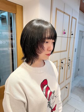 ネオリーブ チロル 横浜西口店(Neolive CiroL.) 顔まわりレイヤー ショートウルフ 小顔カット