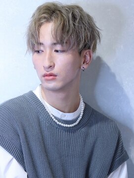 men's salon es. 新宿 メンズカット/メンズパーマ/メンズヘア【メンズサロン エス】 ニュアンスパーマ/波巻きツイストスパイラル[新宿/メンズ/men's]