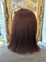 ソレイユ 新宿御苑前 (SOLEIL) 切りっぱなし外はねボブ