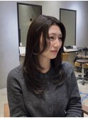 センター分けレイヤーカット