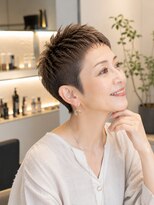 バグズ(Baguz)&nbsp;50代60代大人上品小顔ハンサムショート美シルエット