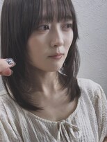 イフイイズカ (Ifh iizuka)&nbsp;顔まわりカット×レイヤーボブ