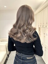 ベレーザ 川越(Beleza)&nbsp;ba18006_ミルクティーベージュハイトーンカラー艶レイヤーカット