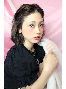 アヴァン(avant) 【avant】サイドをまとめたスッキリゆるふわボブ