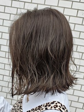 ヘアープロポーザー ラグ(hair proposer Leggu) 簡単外ハネミディアム