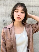 メイクス 表参道(MAKE'S omotesando)&nbsp;透明感オリーブベージュ 外ハネボブ・前髪