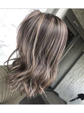 ガレリアエレガンテ 可児店(GALLARIA Elegante) コントラストハイライト