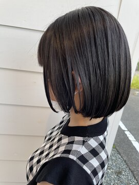 アプシー 三木店(Apsee) ワンレン前下がりボブ