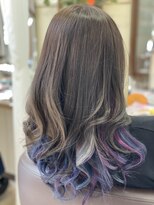 コアフィールフィス(COIFFURE fils) 【見附　今町】ダブルカラー　裾カラー　多色カラー　カラフル