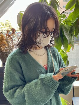 アットラップレーヴ(attrape-reve) 癖っぽいカールでいい感じのパーマスタイル stylist 高橋裕貴