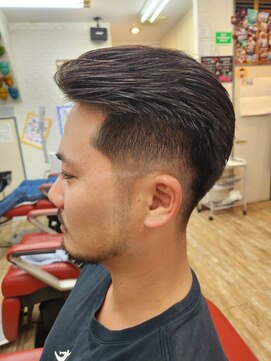 キャプテン(Captain) 刈り上げスタイル