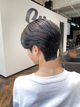 スキル(SKILL) 刈り上げないセンターパート