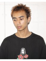 ココ 原宿(KOKO)&nbsp;スパイキーショートメンズブリーチフェザーパーママレットヘア