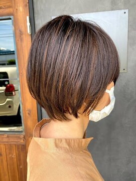 ナナ バイ ピケ(nana by pique) 骨格矯正ショートで小顔に/ マロンブラウン/マニッシュボブ/30代