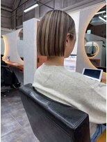 ドロシー 郡山桑野店(Dorothy)&nbsp;ミニウルフチェリーブラウンホワイトグレージュフェザーパーマ