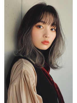 ルアナ(Luana) グレージュグラデーション重ためボブスタイル
