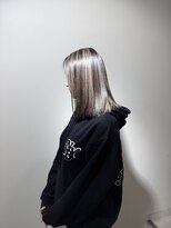 モノ アンド イニ(Mono & inni)&nbsp;艶髪ハイライト