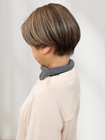 ヘアーメイク グロー(hair make grow)&nbsp;ショートボブ 白髪ぼかしハイライト アッシュベージュ 美髪 40代