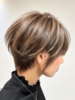 アイズ(I's)&nbsp;コンパクトショート×白髪ぼかし×20代30代40代50代
