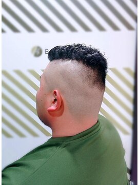 バーバーバー 都賀(BARBER-BAR) BARBER-BAR流カーリーモヒカンパーマ