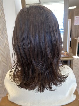 スタイル(STYLE) 20代マロンベージュ大人ミディアムウェーブヘアオリーブベージュ