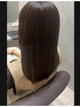 ロウ 町田(ROW) 艶髪ストレート/オリーブベージュ