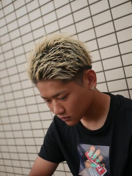 スウェル(SWELL) 金髪ショート