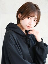 ビビディバビディブー(Bibbidi.bobbidi.boo) くびれショートひし形ショート斜めバング